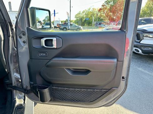Used 2020 Jeep Wrangler Unlimited Rubicon AWD/4WD image 34