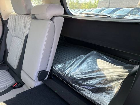 Certified 2023 Subaru Forester Premium AWD/4WD image 28