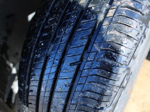 Used 2018 Volkswagen Passat 2.0T SE w/ SE Lighting Package image 16