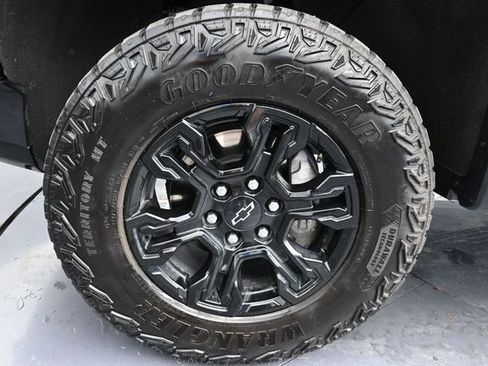 Used 2024 Chevrolet Silverado 1500 ZR2 w/ Technology Package AWD/4WD image 22