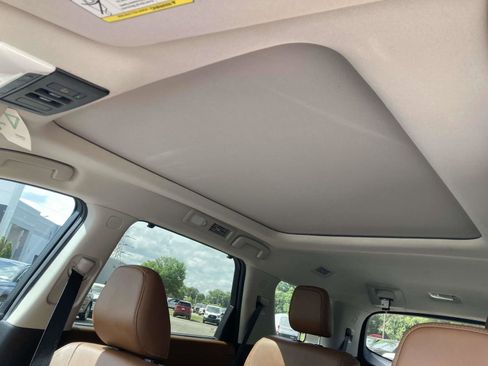 Used 2022 Nissan Pathfinder Platinum w/ Cargo Package FWD image 22