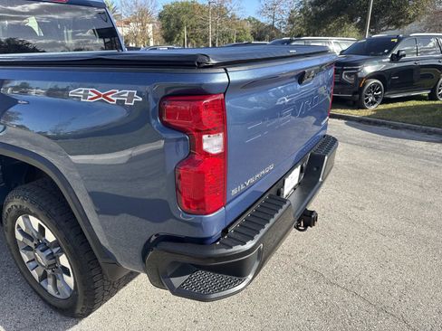 Used 2024 Chevrolet Silverado 2500 Custom w/ Custom Convenience Package image 11