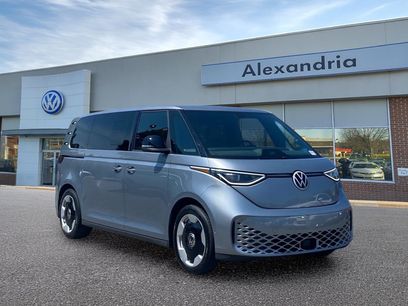 Certified 2025 Volkswagen ID. Buzz Pro S