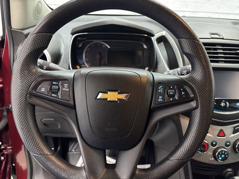 Used 2016 Chevrolet Trax LT image 22