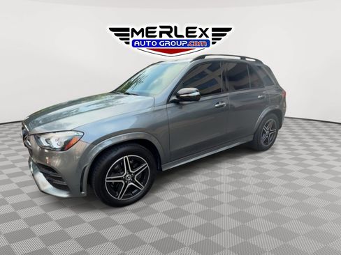 Used 2020 Mercedes-Benz GLE 350 w/ AMG Line Exterior image 4