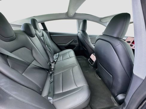 Used 2024 Tesla Model 3 Standard Range RWD image 19