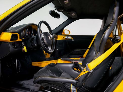 Used 2008 Porsche 911 GT2 image 23