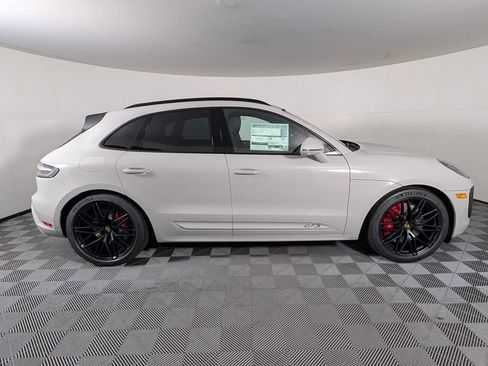 New 2026 Porsche Macan GTS AWD/4WD image 8