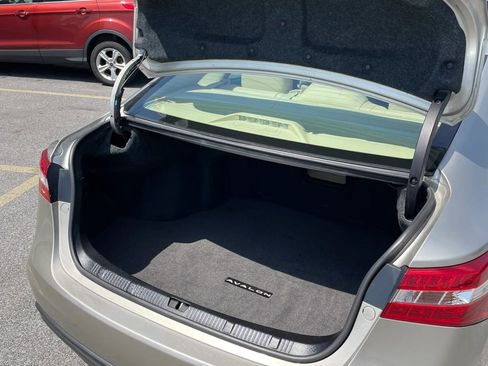 Used 2013 Toyota Avalon XLE Touring FWD image 44