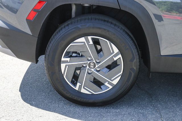 Certified 2026 Hyundai Tucson Blue SE AWD/4WD image 14