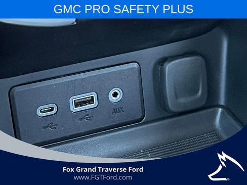 Used 2022 GMC Terrain SLE w/ Driver Convenience Package FWD image 25