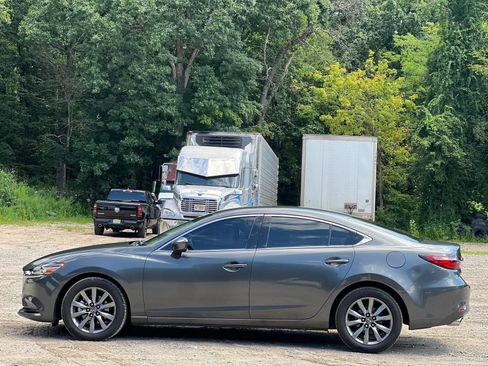 Used 2018 MAZDA MAZDA6 Sport FWD image 3