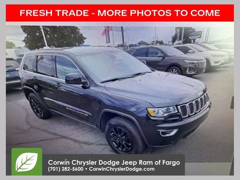 Used 2022 Jeep Grand Cherokee Laredo E w/ Security & Convenience Group AWD/4WD image 1