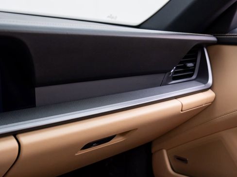 Used 2022 Porsche 911 Carrera image 28