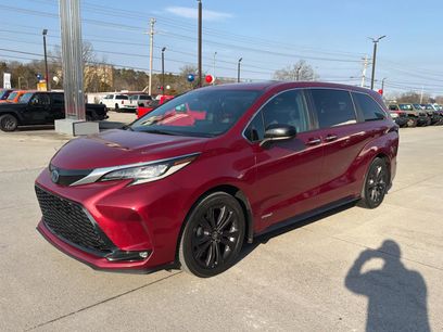 Used 2021 Toyota Sienna XSE