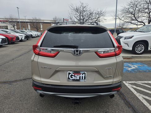 Used 2017 Honda CR-V Touring image 7