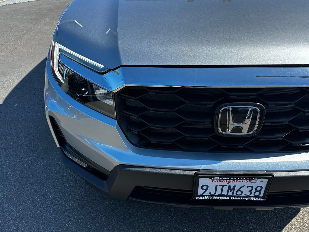Used 2023 Honda Passport EX-L image 4