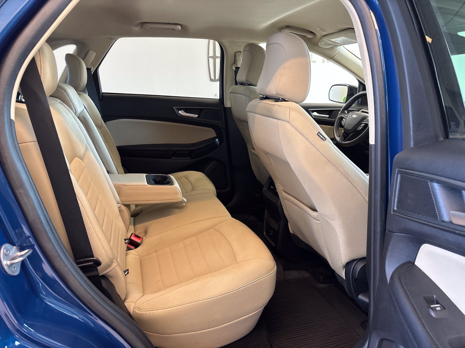 Certified 2021 Ford Edge SE FWD image 9