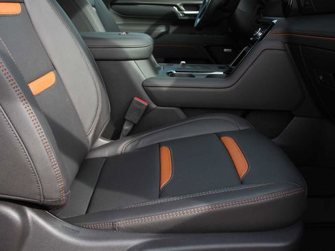 New 2026 GMC Sierra 2500 AT4 w/ AT4 Premium Plus Package image 20