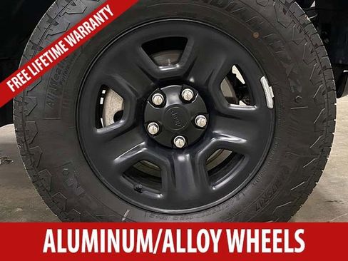 Used 2024 Jeep Wrangler Unlimited Sport AWD/4WD image 7
