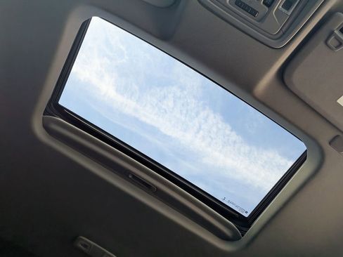 Used 2021 Chevrolet Silverado 1500 RST w/ Convenience Package II image 22