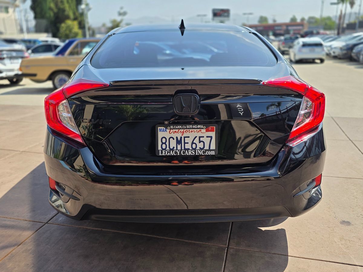 Used 2018 Honda Civic EX-T image 11