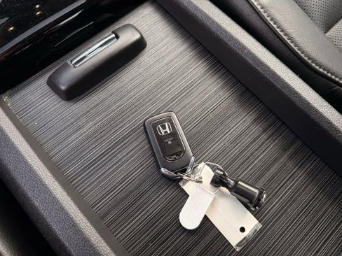 Used 2020 Honda Pilot Elite image 49