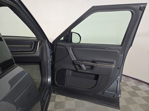 Used 2024 Rivian R1S Adventure AWD/4WD image 18