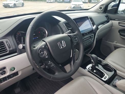 Certified 2017 Honda Ridgeline RTL-E image 28