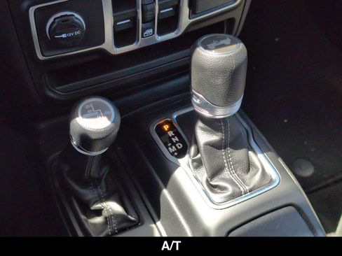 Used 2026 Jeep Wrangler Unlimited Sport AWD/4WD image 20