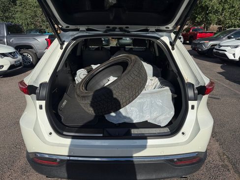 Certified 2022 Toyota Venza Limited AWD/4WD image 32