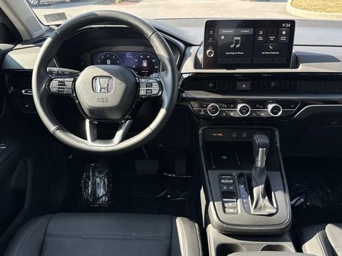 Used 2026 Honda CR-V EX-L image 3