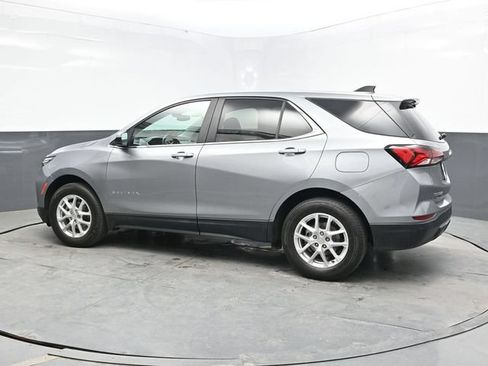 Used 2023 Chevrolet Equinox LT w/ Driver Convenience Package AWD/4WD image 4