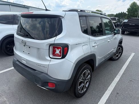 Used 2018 Jeep Renegade Limited w/ UConnect 8.4 Nav Group AWD/4WD image 2