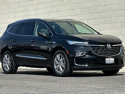 Certified 2023 Buick Enclave Essence w/ Experience Buick Package image 1