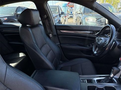 Used 2020 Honda Accord Sport image 12