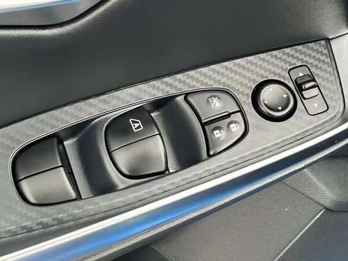 Used 2023 Nissan Sentra SR w/ Electronics Package image 14