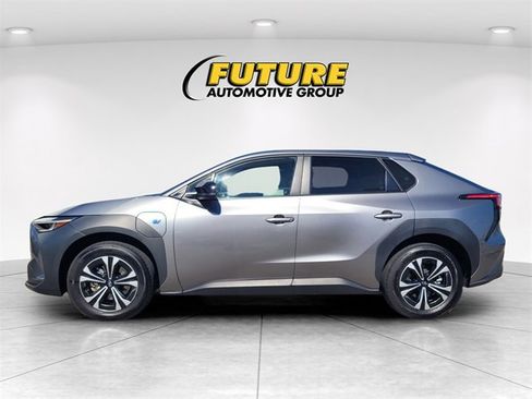 Used 2023 Subaru Solterra AWD image 6