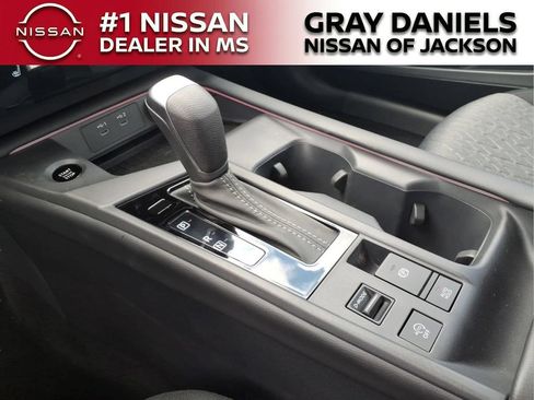 New 2026 Nissan Sentra SV w/ SV Convenience Package FWD image 19