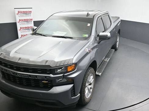 Used 2021 Chevrolet Silverado 1500 Custom AWD/4WD image 12