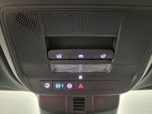 New 2026 Chevrolet Traverse LT w/ Sun and Wheel Package image 12