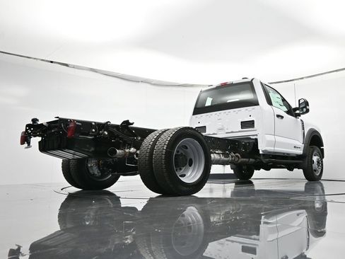 New 2026 Ford F550 4x4 Regular Cab Super Duty image 39