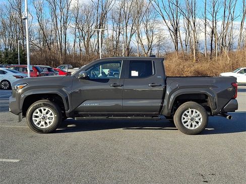 New 2026 Toyota Tacoma SR5 image 8