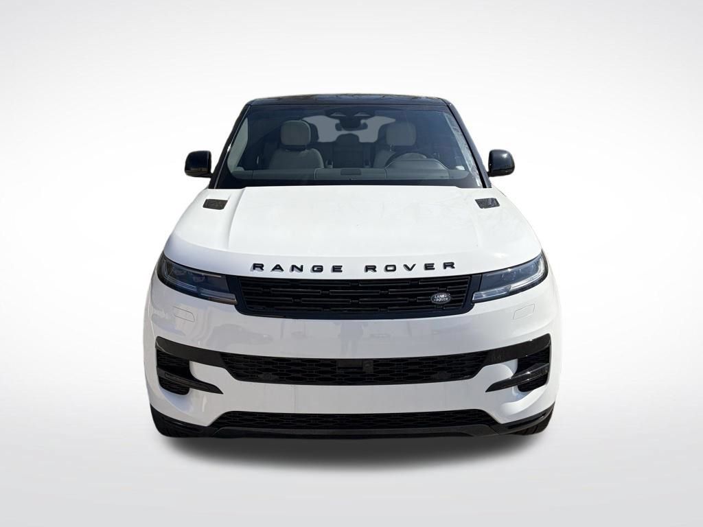 New 2026 Land Rover Range Rover Sport SE AWD/4WD image 2
