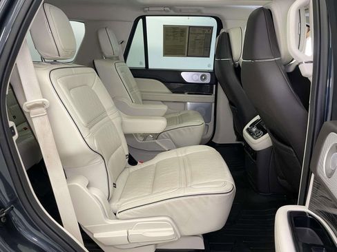 Used 2021 Lincoln Navigator Black Label AWD/4WD image 22