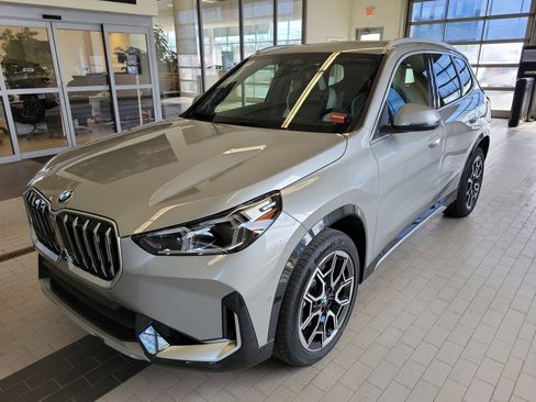 New 2026 BMW X1 xDrive28i w/ Technology Package image 1