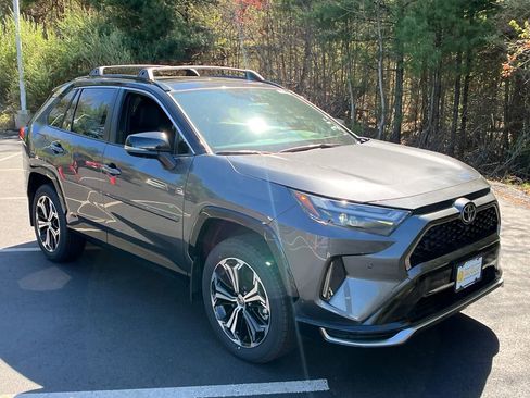 New 2025 Toyota RAV4 XSE w/ Premium Package AWD/4WD image 7