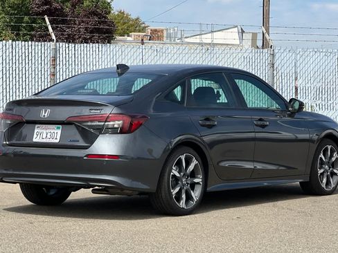 Used 2026 Honda Civic Sport Touring image 3