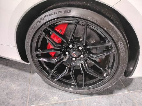 New 2026 Chevrolet Corvette Z06 w/ Z07 Performance Package image 17