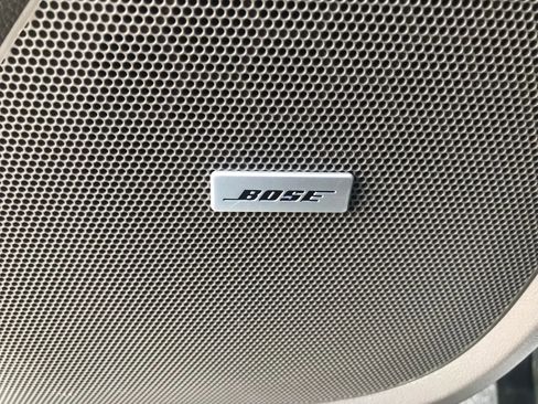 Used 2020 Chevrolet Traverse LT w/ LT Premium Package image 14